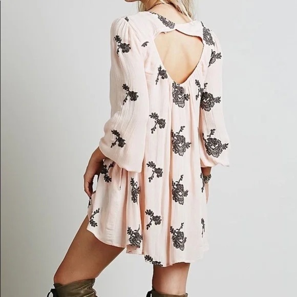Free People for Revolve Emma’s Austin Embroidered Dress in Soft Pink Medium - Picture 6 of 10